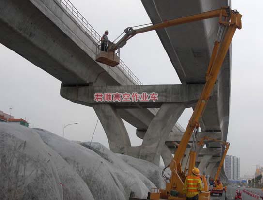 高空作业车施工现场